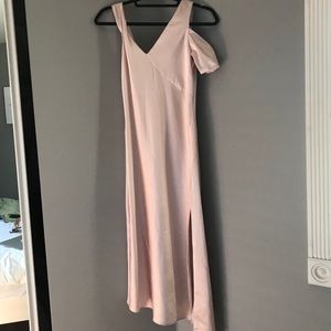 Pale pink, silky, midi Topshop dress! ❣️